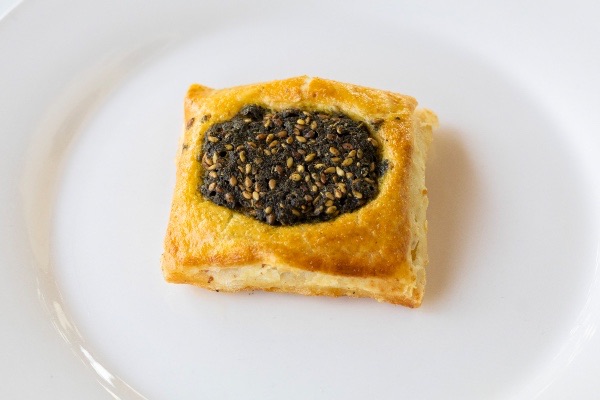 Puff Zaatar Keto Gluten Free   (6 pcs)